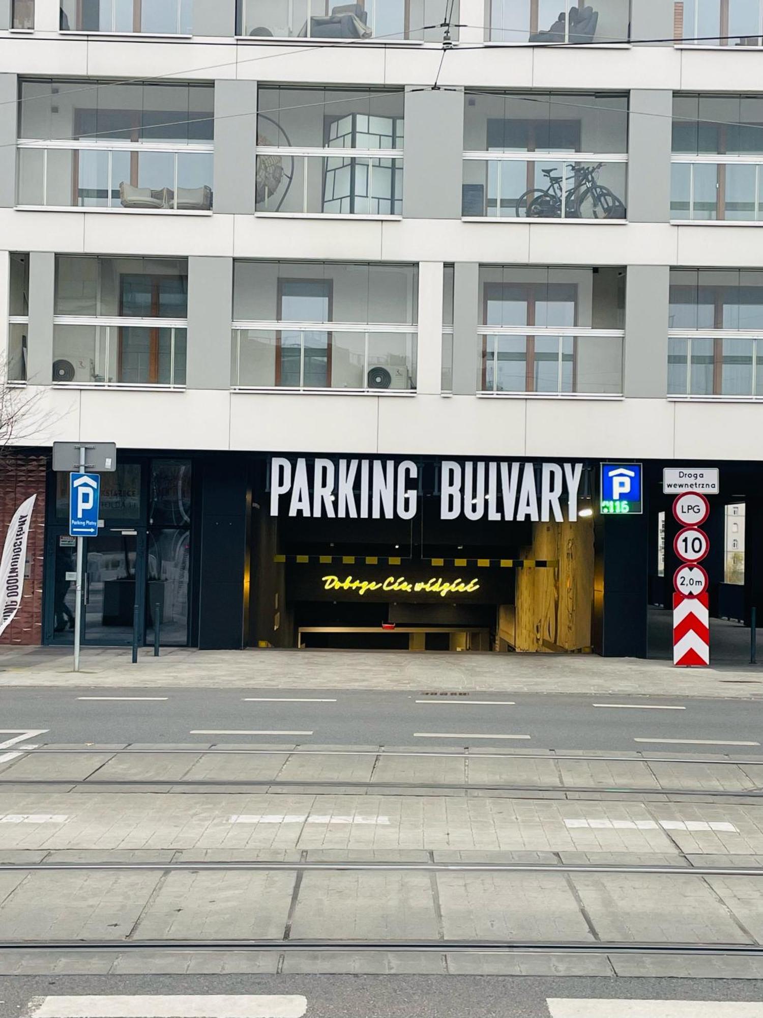 Boogie Deluxe Old Town Aparthotel Βρότσλαβ Εξωτερικό φωτογραφία